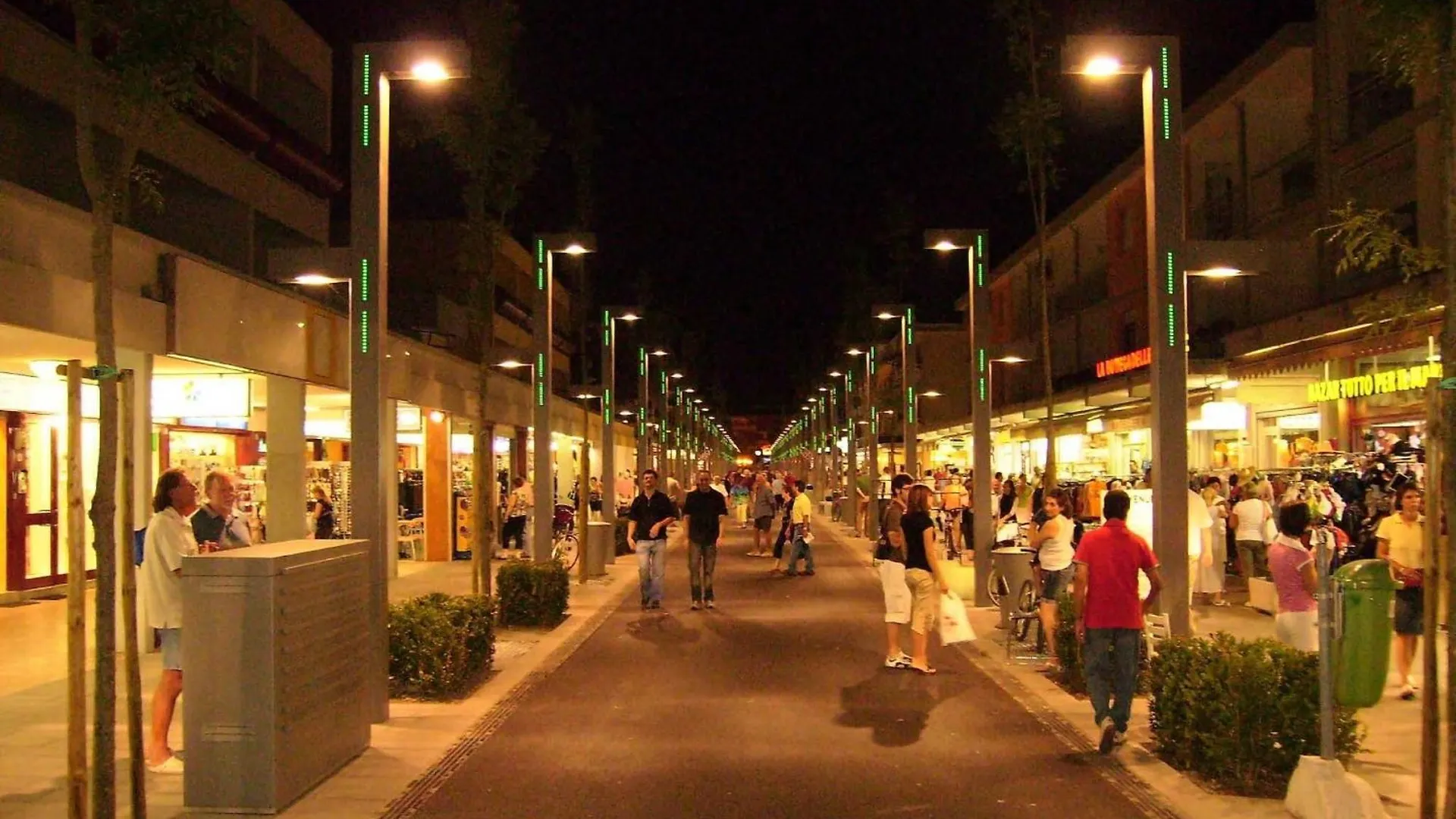 Relaxing Apartment In A Green Area - Beahost Bibione