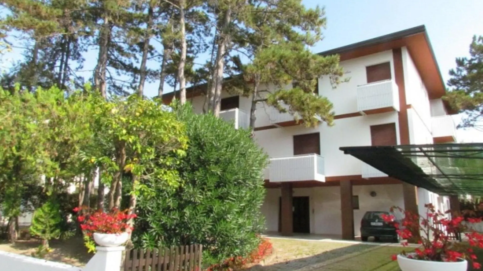 Relaxing Apartment In A Green Area - Beahost Bibione 0*,